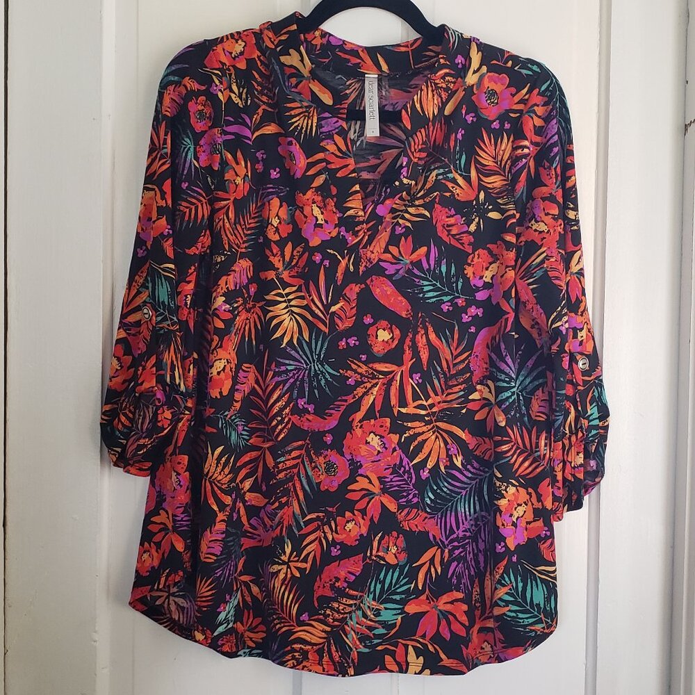 Dear Scarlett 3/4 Sleeve Lizzy Top
